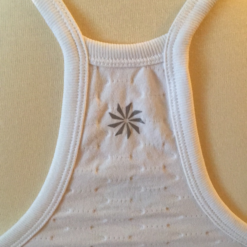 ATHLETA WORKOUT SHIRT * SIZE M * - Picture 3 of 4